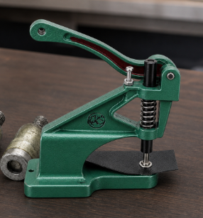 Handhebelpresse für Ösen Handhebelpresse zum Stanzen und Einsetzen von Ösen in Gummi- und Gewebematerialien